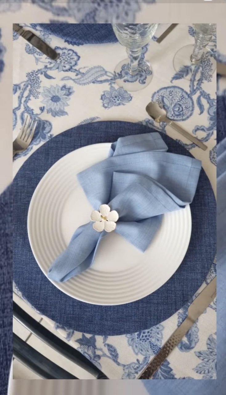 Napkins & Place Mat